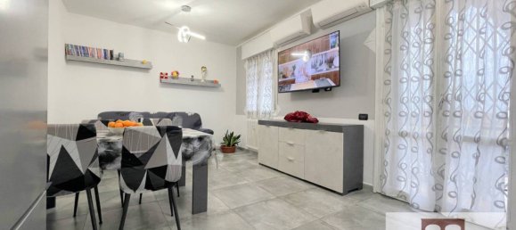 2 bedrooms Apartment in Cento, Italy No. 115234 4