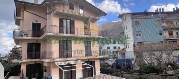 Квартира с 3 комнатами в Монтефорте Ирпино, Италия № 29743 13