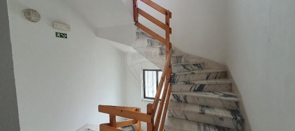 Gebäude in Caldas da Rainha, Portugal, Nr. 131990 6