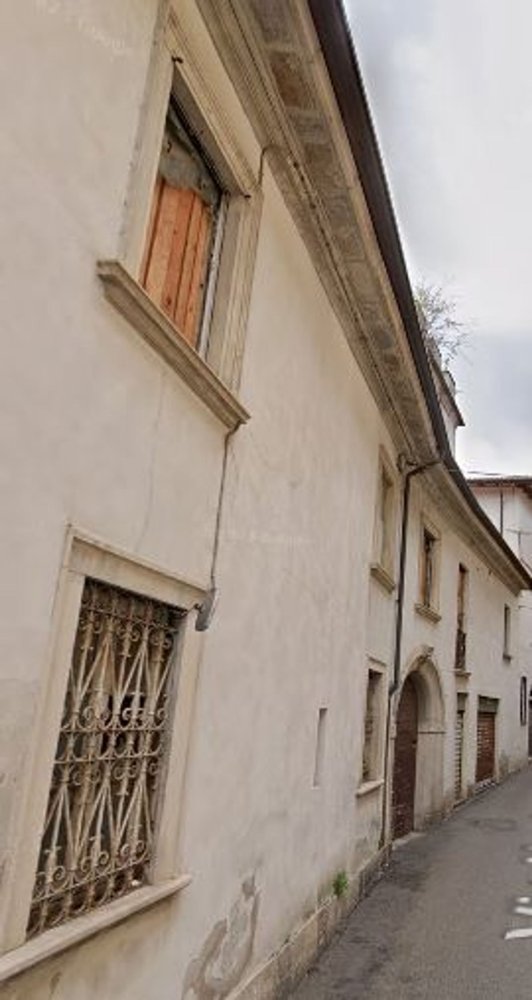 4-Zimmer Wohnung in Arcisate, Italy, Nr. 5415