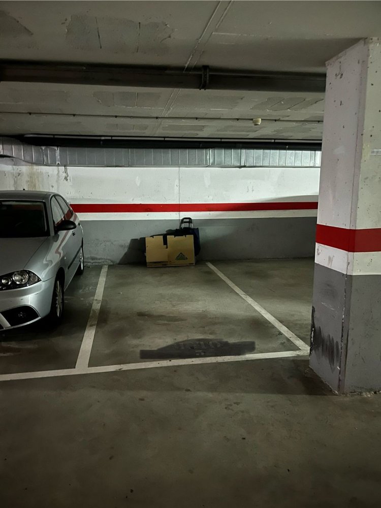 Garage à Sant Marti, Spain 895m² No. 160553