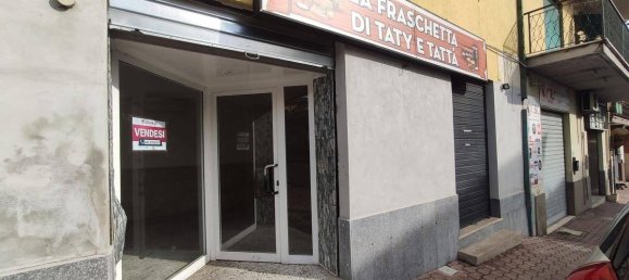 1غرفة عقار تجاري في Lariano, Italy رقم 214166 2