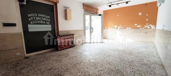 1غرفة عقار تجاري في Lariano, Italy رقم 214166 8