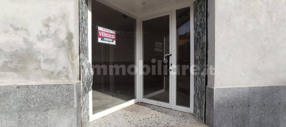 1غرفة عقار تجاري في Lariano, Italy رقم 214166 3