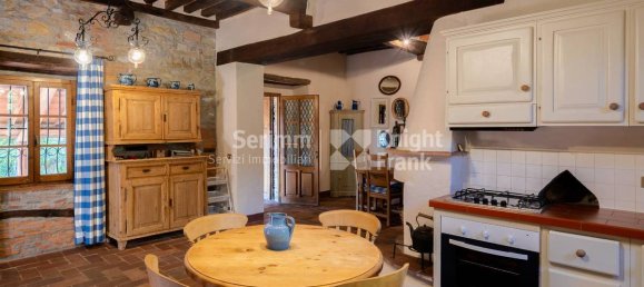 4 bedrooms House in Lucca, Italy No. 234578 16