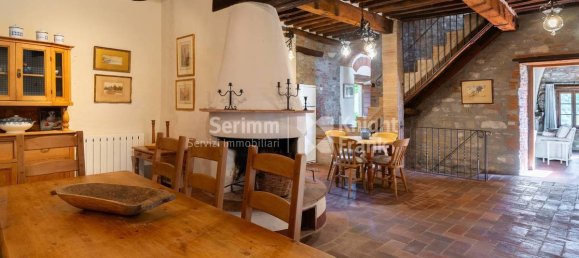 4 bedrooms House in Lucca, Italy No. 234578 14