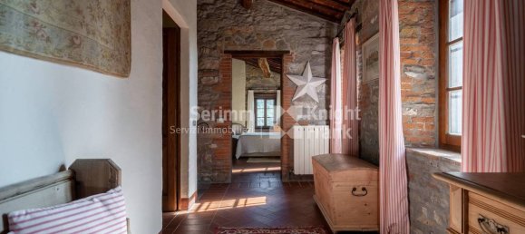 4 bedrooms House in Lucca, Italy No. 234578 18