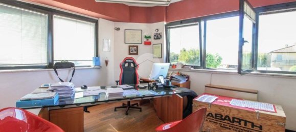 Escritório de 3 divisões em Cornegliano Laudense, Italy N.º 65290 5