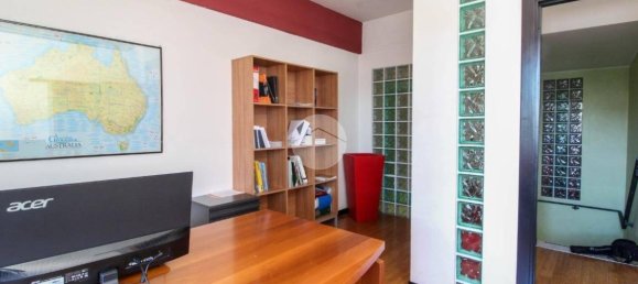 Escritório de 3 divisões em Cornegliano Laudense, Italy N.º 65290 12