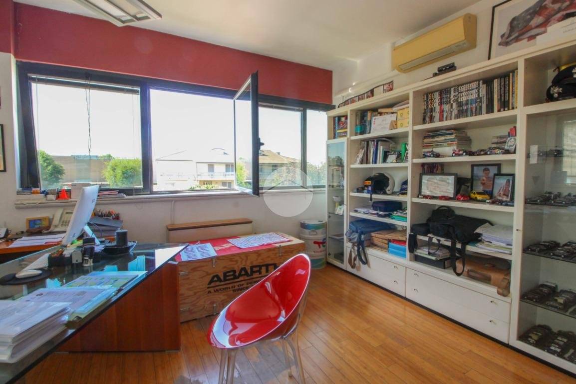 3-Zimmer Büro in Cornegliano Laudense, Italy, Nr. 65290