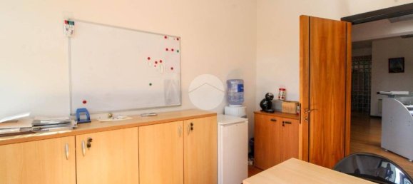 Escritório de 3 divisões em Cornegliano Laudense, Italy N.º 65290 15