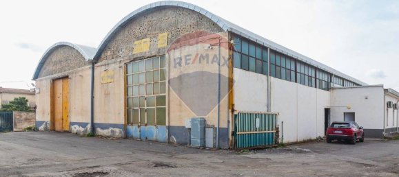 550m² Warehouse in Catania, Italy No. 298497 3