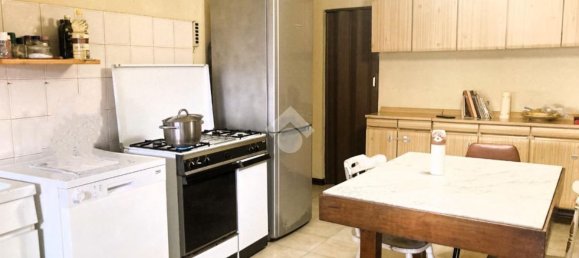 Casa de 4 habitaciónes en Varano de' Melegari, Italy No. 54753 10