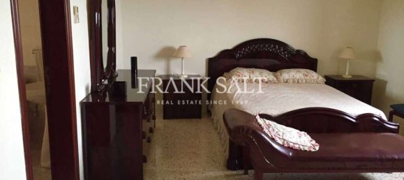 Villa de 4 dormitorios en Swieqi, Malta No. 3255 6