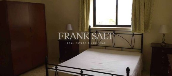 Villa de 4 dormitorios en Swieqi, Malta No. 3255 5