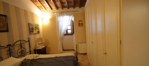 6 rooms House in San Casciano in Val di Pesa, Italy No. 91021 22