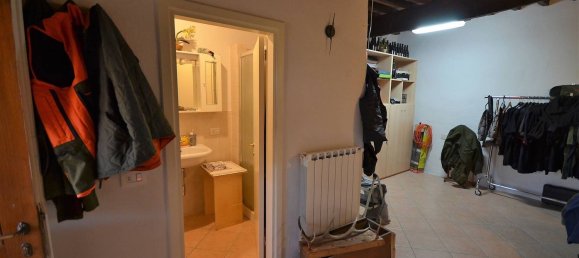 6 rooms House in San Casciano in Val di Pesa, Italy No. 91021 27