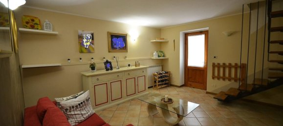 6 rooms House in San Casciano in Val di Pesa, Italy No. 91021 4