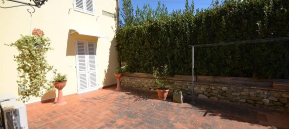 6 rooms House in San Casciano in Val di Pesa, Italy No. 91021 3
