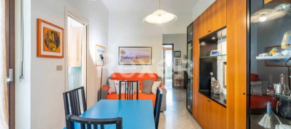 2 bedrooms Apartment in Moncalieri, Italy No. 345879 4