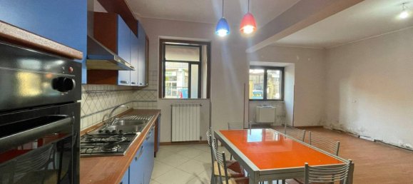 Apartamento de 2 dormitorios en Sora, Italy No. 55593 17