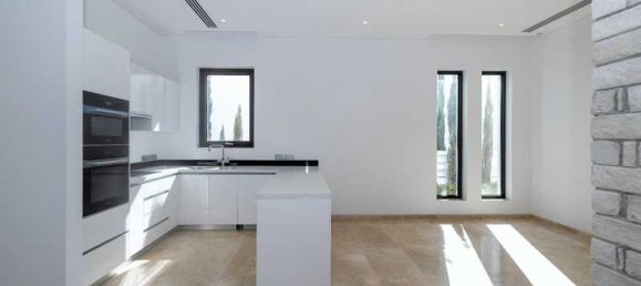 5 bedrooms Villa in Pegeia, Cyprus No. 19728 5