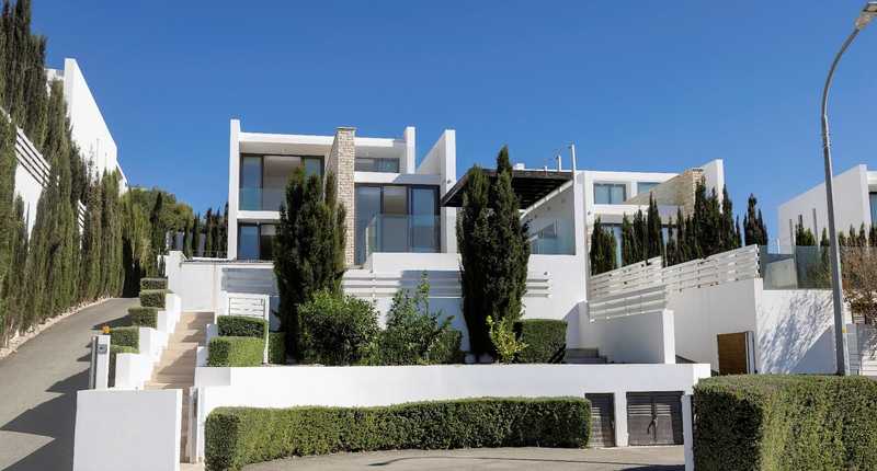 5 bedrooms Villa in Pegeia, Cyprus No. 19728