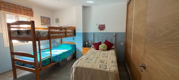 Adosado de 4 dormitorios en Estepona, Spain No. 81226 18