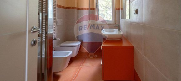 3 rooms Apartment in Sirolo, Italy No. 7621 7