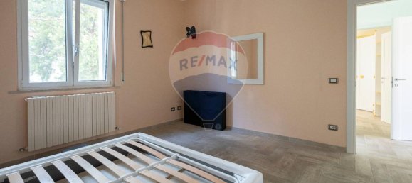 3 rooms Apartment in Sirolo, Italy No. 7621 13