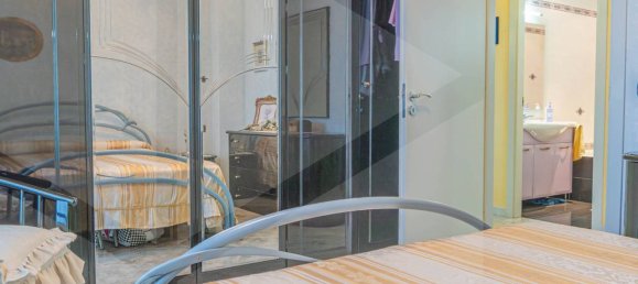 3 rooms Apartment in Bari, Italy No. 29145 18