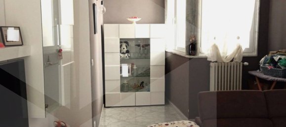 4 rooms Apartment in Bari, Italy No. 33857 20