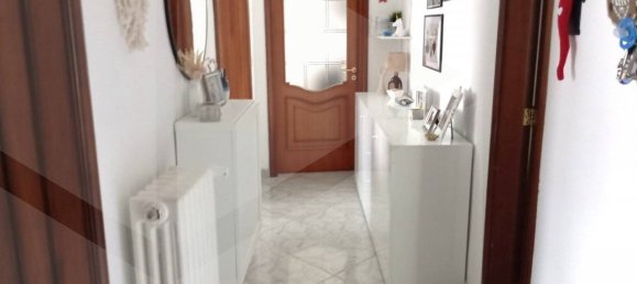 4 rooms Apartment in Bari, Italy No. 33857 34