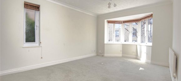 1 bedroom Apartment in Wimbledon, United Kingdom No. 7251 4