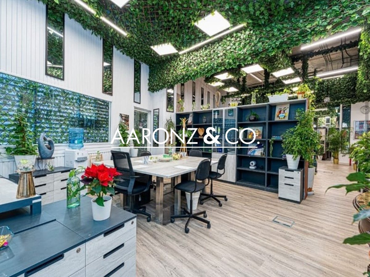 219m² Office in Jumeirah Lake Towers, UAE No. 120049