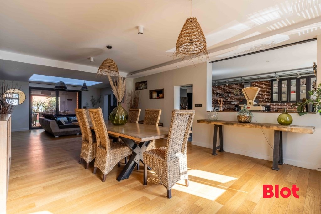 Casa T4 em Louvigne-de-Bais, France N.º 198851