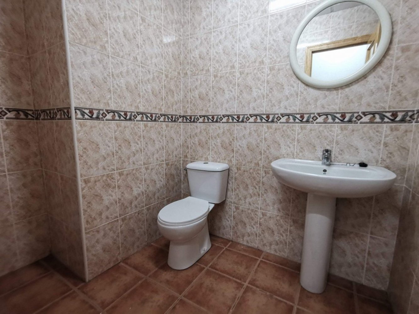  عقار تجاري في La Foia, Spain 295متر مربع رقم 64166