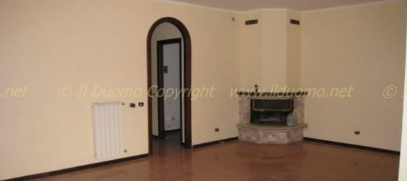10 rooms Villa in Borgolavezzaro, Italy No. 133290 5