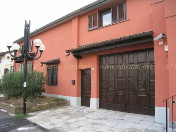 10 rooms Villa in Borgolavezzaro, Italy No. 133290
