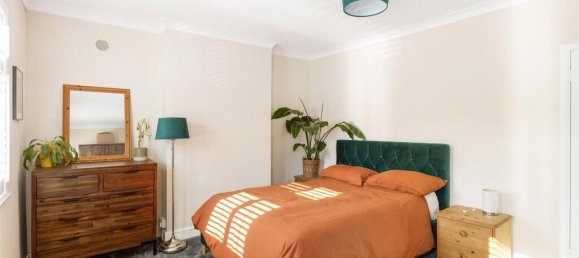 3 bedrooms House in Thornton Heath, United Kingdom No. 3564 15