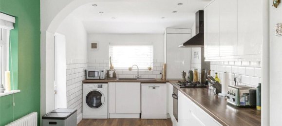 3 bedrooms House in Thornton Heath, United Kingdom No. 3564 4