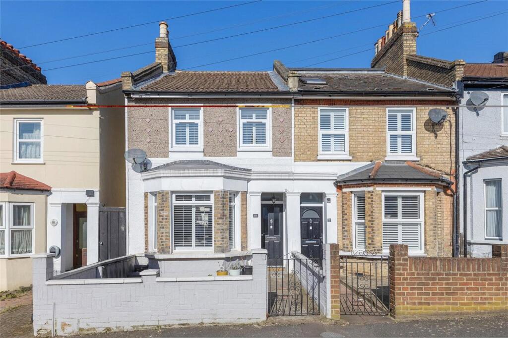 3 bedrooms House in Thornton Heath, United Kingdom No. 3564