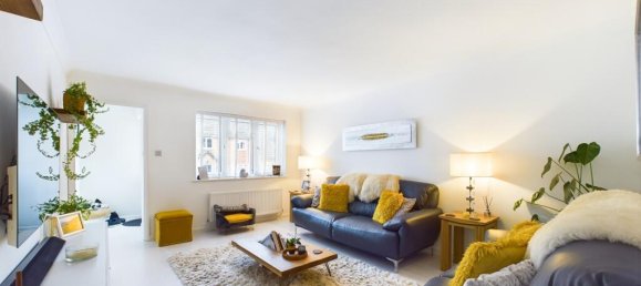 2 Schlafzimmer Haus in Bordon, United Kingdom, Nr. 13839 6