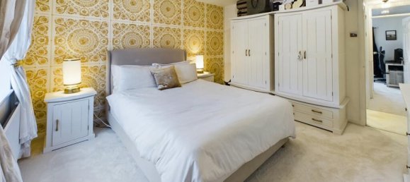 2 Schlafzimmer Haus in Bordon, United Kingdom, Nr. 13839 5