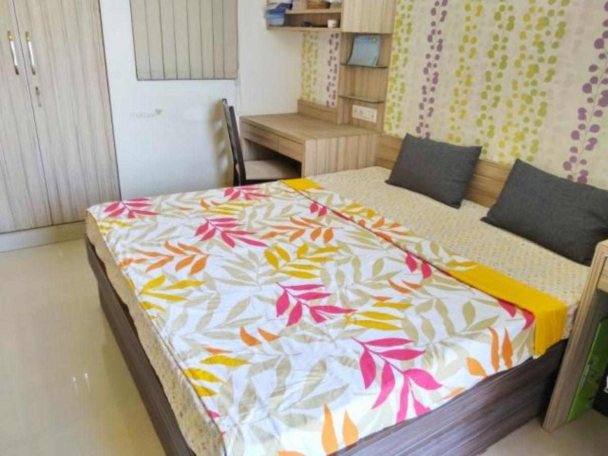 2 bedrooms House in Mumbai, India No. 4908