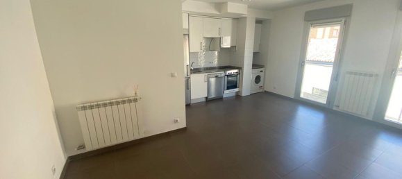 Квартира с 1 спальней в Вильянуэва-де-Гальего, Испания № 158025 3