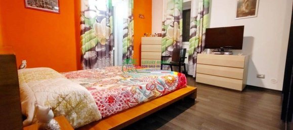 2 chambres Appartement à Ragusa, Italy No. 83375 8