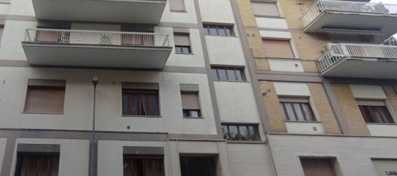 4 bedrooms Apartment in Macerata, Italy No. 336717 9