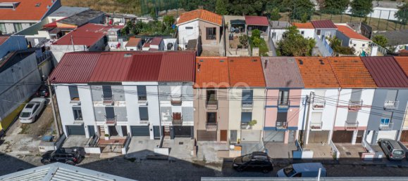 3 غرف نوم منزل في Matosinhos, Portugal رقم 200403 17