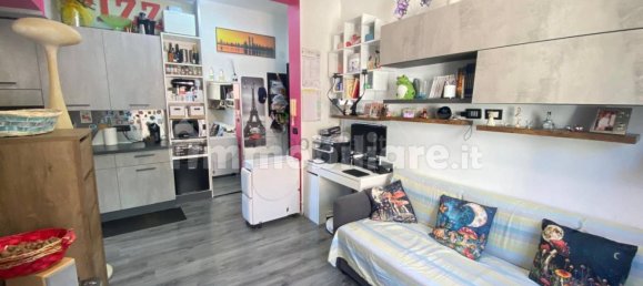 2 Schlafzimmer Wohnung in Genoa, Italy, Nr. 350015 6